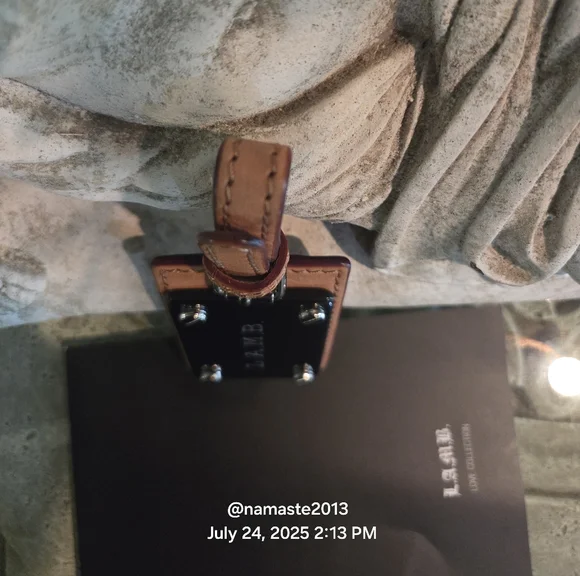 L.A.M.B. Gwen Stefani Leather Bag Charm Tag Designer Vintage #150 - Picture 5 of 8